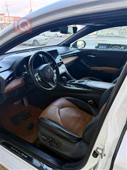 تۆیۆتا ئەڤەلۆن